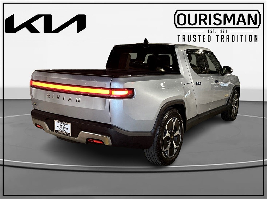 2023 Rivian R1T Adventure photo 3