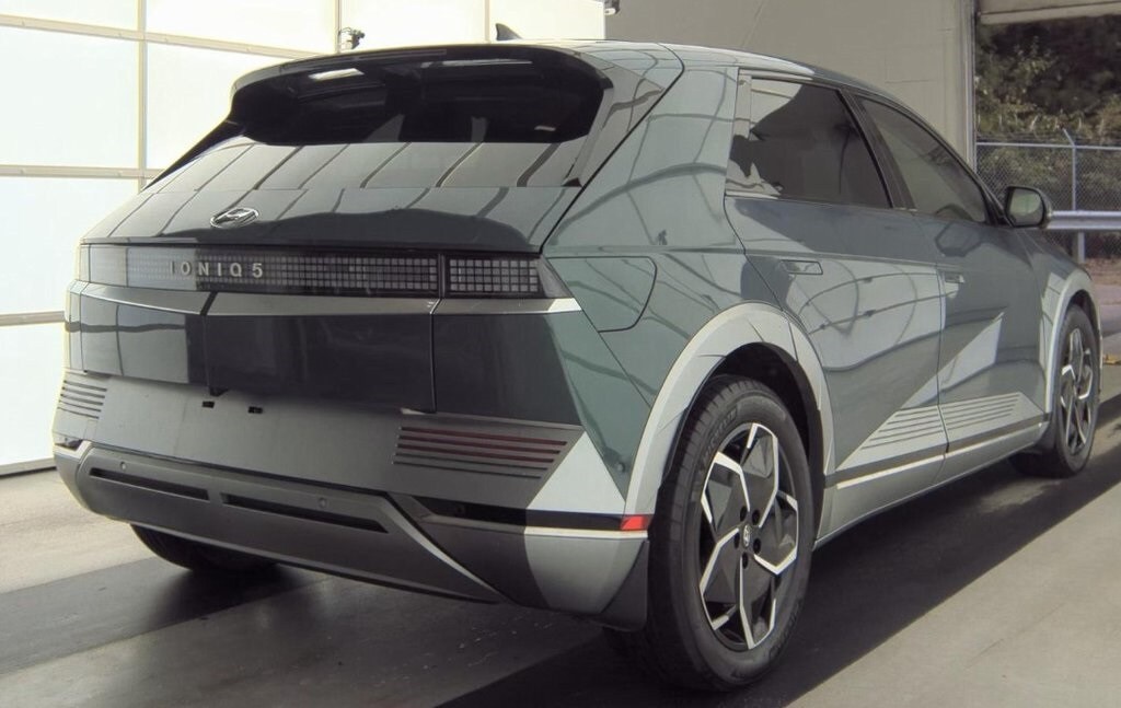 2023 Hyundai Ioniq 5 Limited photo 3