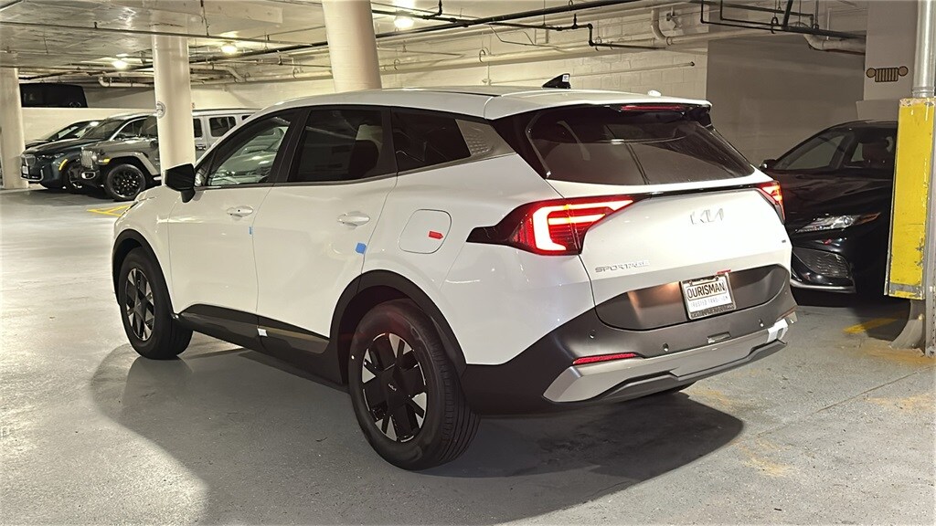 2026 Kia Sportage Hybrid LX photo 3
