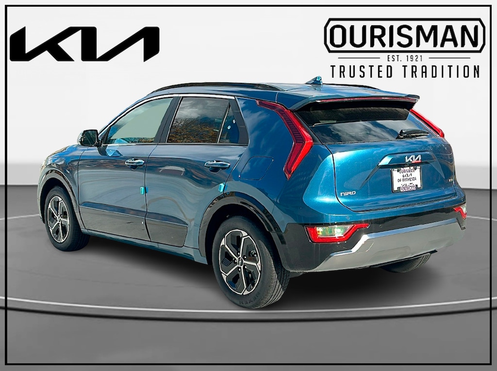 New 2025 Kia Niro SX SUV