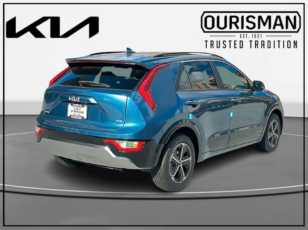 New 2025 Kia Niro SX SUV