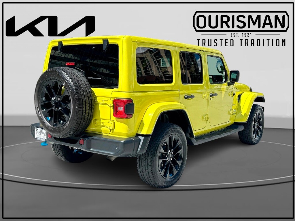 2022 Jeep Wrangler Unlimited 4xe Sahara photo 3