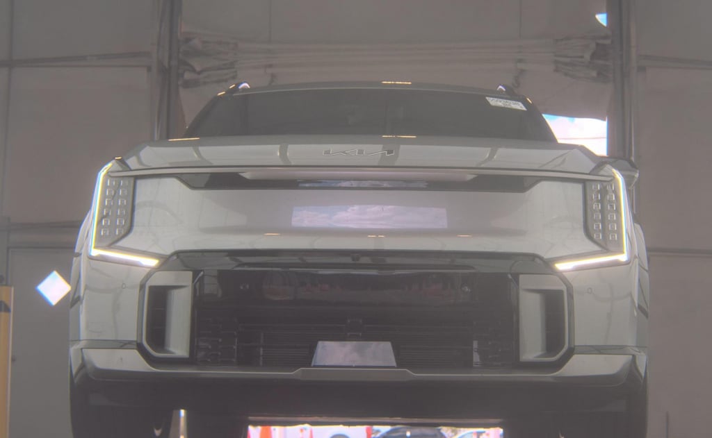Certified 2024 Kia Ev9 GT-Line with VIN KNDAEFS52R6020973 for sale in Frederick, MD