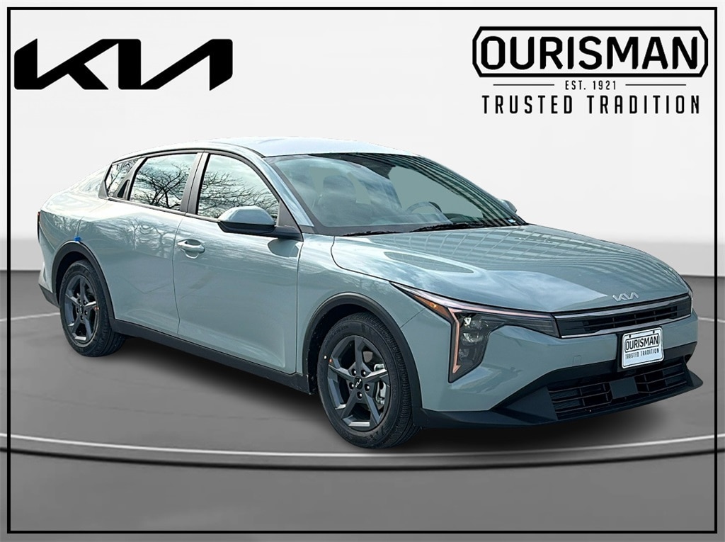 2025 Kia K4 LXS's photo