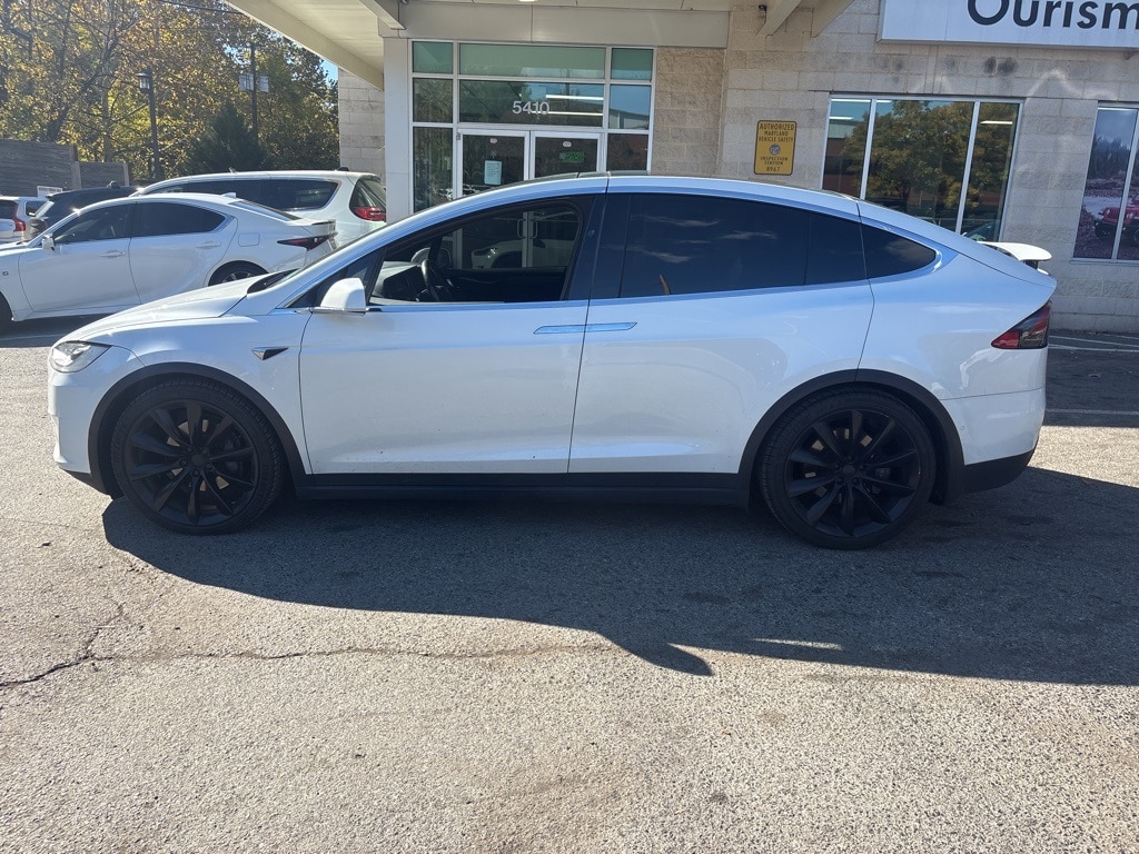 Used 2018 Tesla Model X 75D SUV