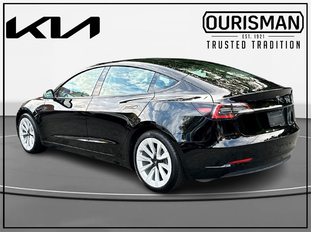 2023 Tesla Model 3 photo 3