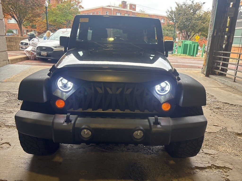 2017 Jeep Wrangler Unlimited Sport photo 2