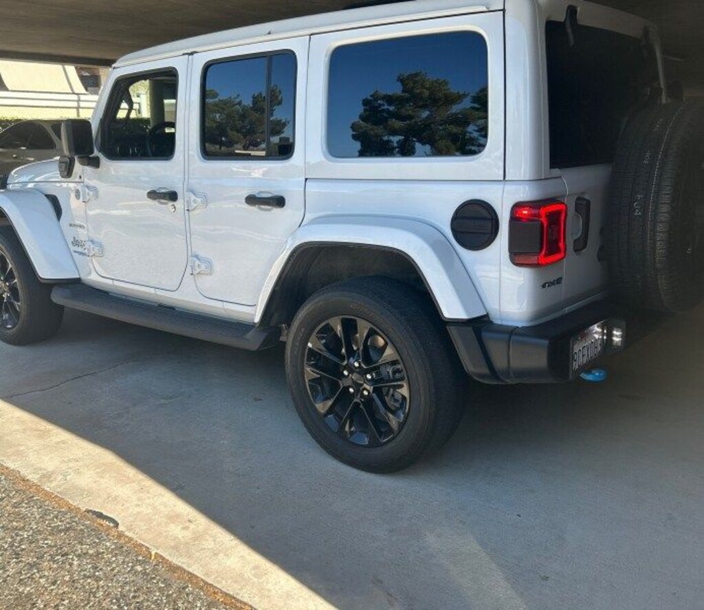 Used 2022 Jeep Wrangler Unlimited 4xe Sahara SUV