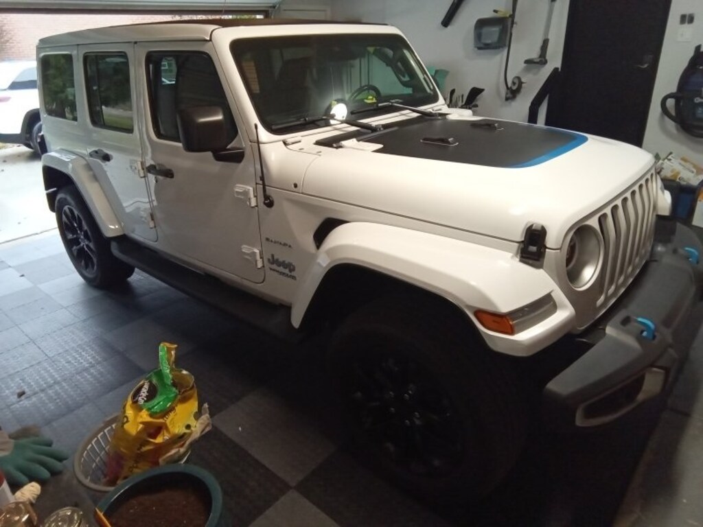 Used 2022 Jeep Wrangler Unlimited 4xe Sahara SUV