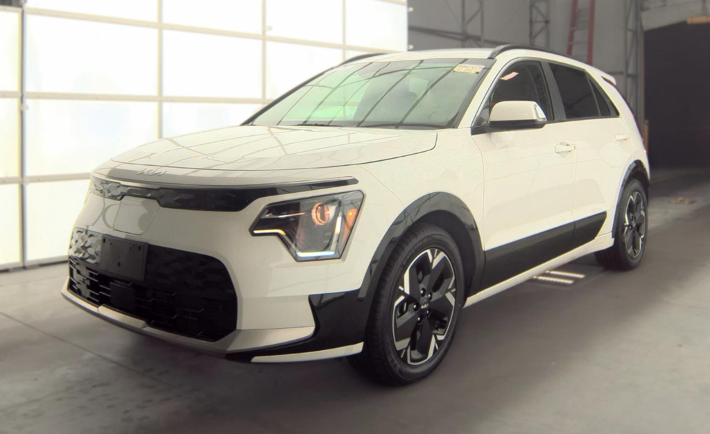 Used 2023 Kia Niro EV Wind SUV