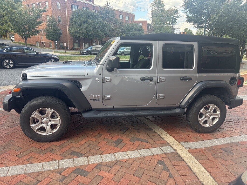 2018 Jeep Wrangler Unlimited Sport S photo 4