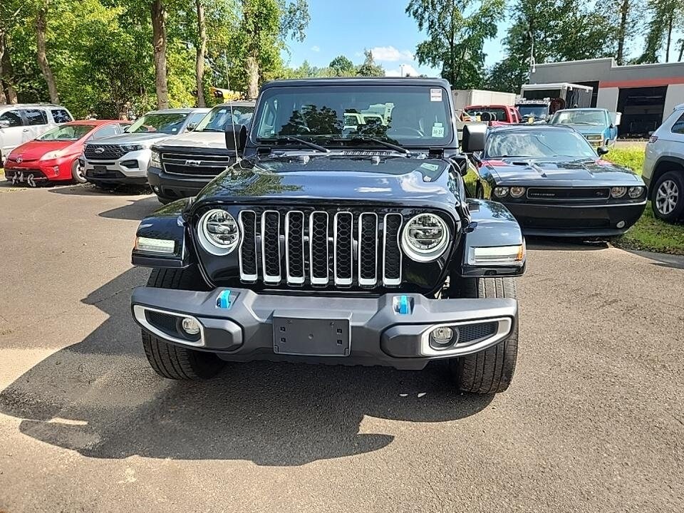 2022 Jeep Wrangler Unlimited 4xe Sahara photo 2