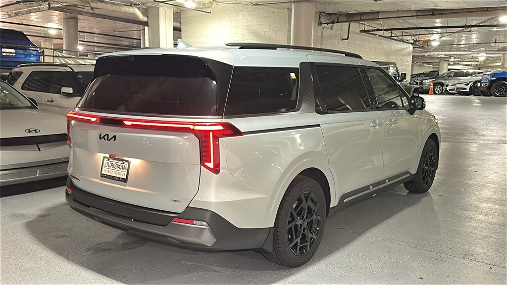2026 Kia Carnival SX Prestige photo 4