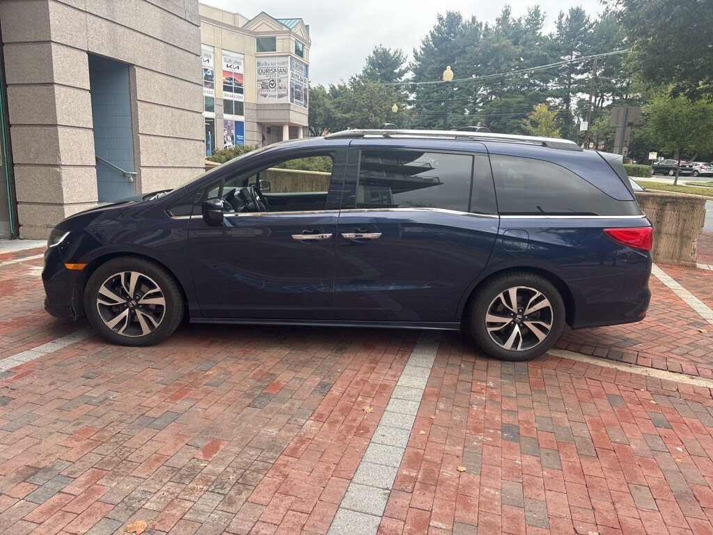 2018 Honda Odyssey Elite photo 4