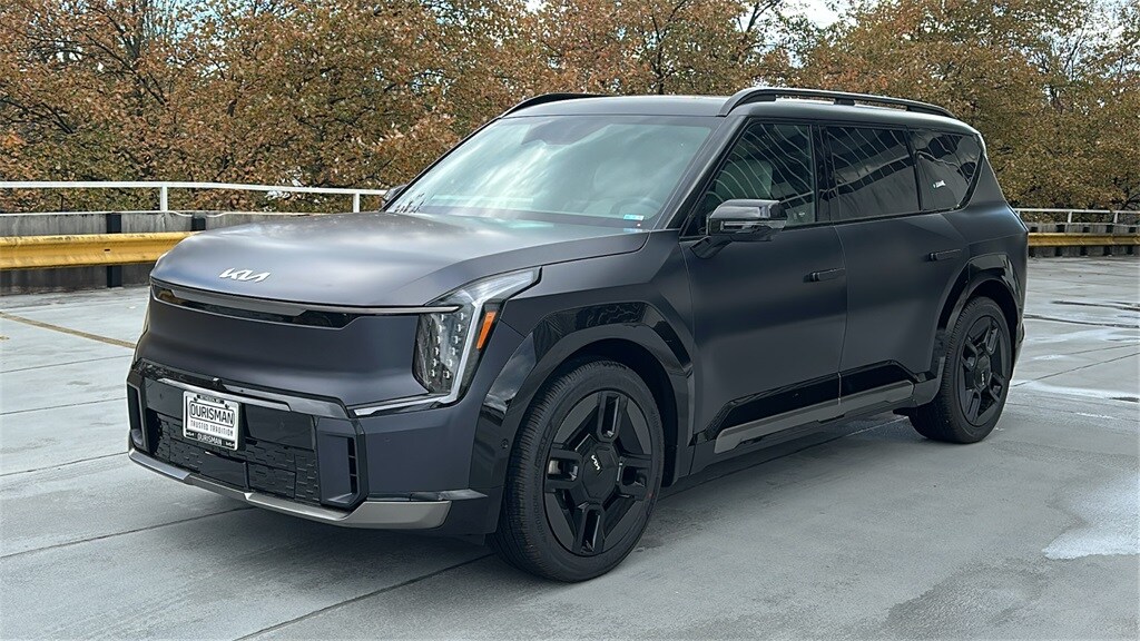 2026 Kia EV9 GT-Line photo 2