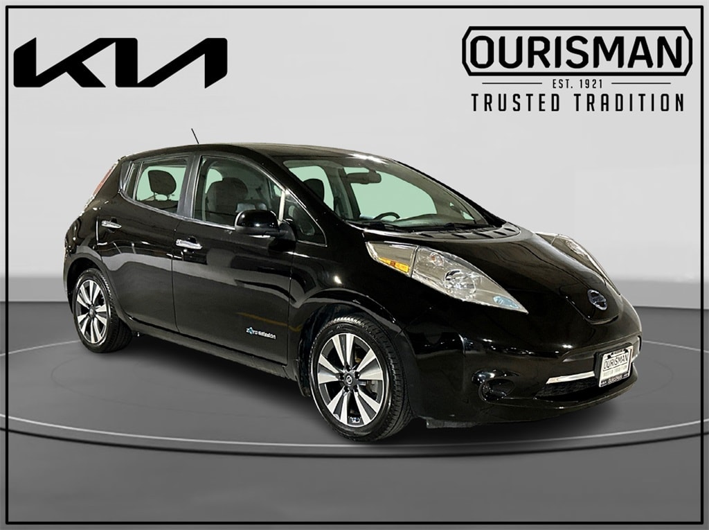 Used 2016 Nissan LEAF SV Hatchback