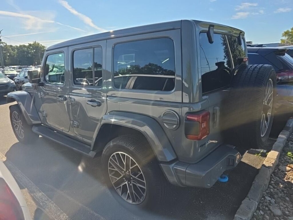Used 2022 Jeep Wrangler Unlimited 4xe Sahara SUV
