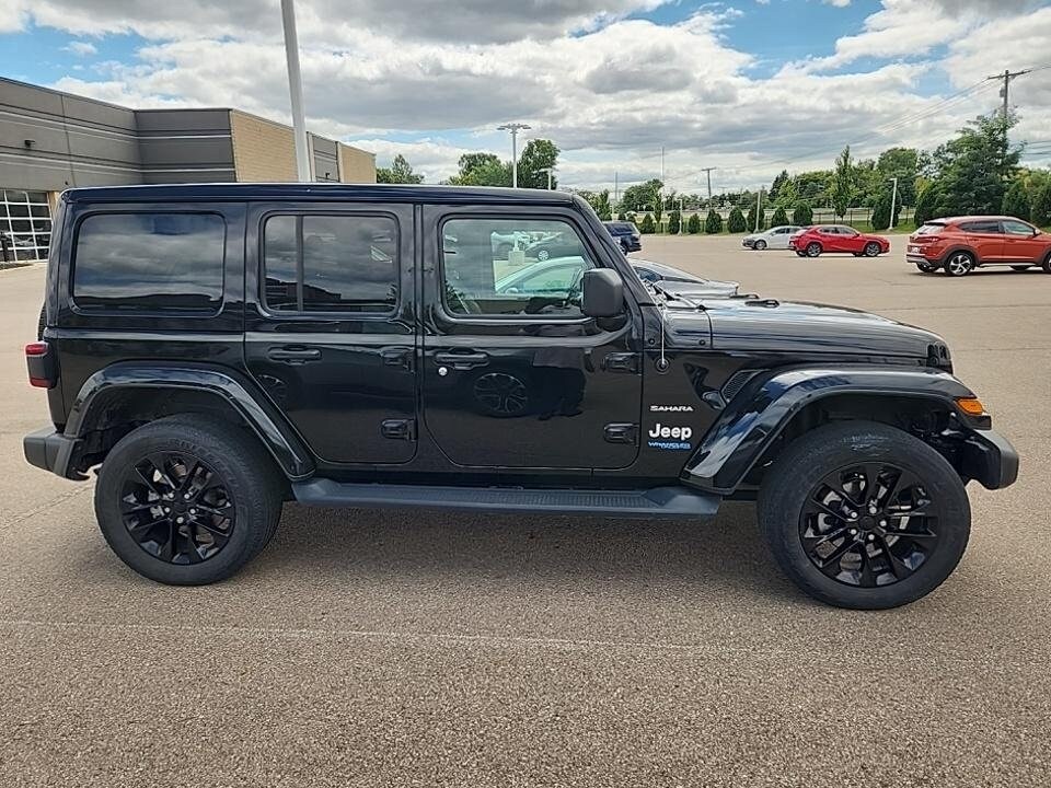 2021 Jeep Wrangler Unlimited Sahara 4xe photo 4