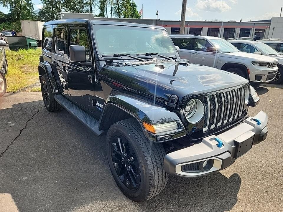 2022 Jeep Wrangler Unlimited 4xe Sahara photo 3