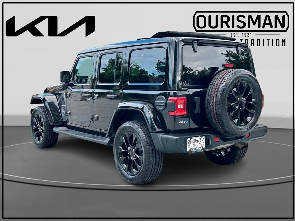 2022 Jeep Wrangler Unlimited 4xe Sahara photo 4