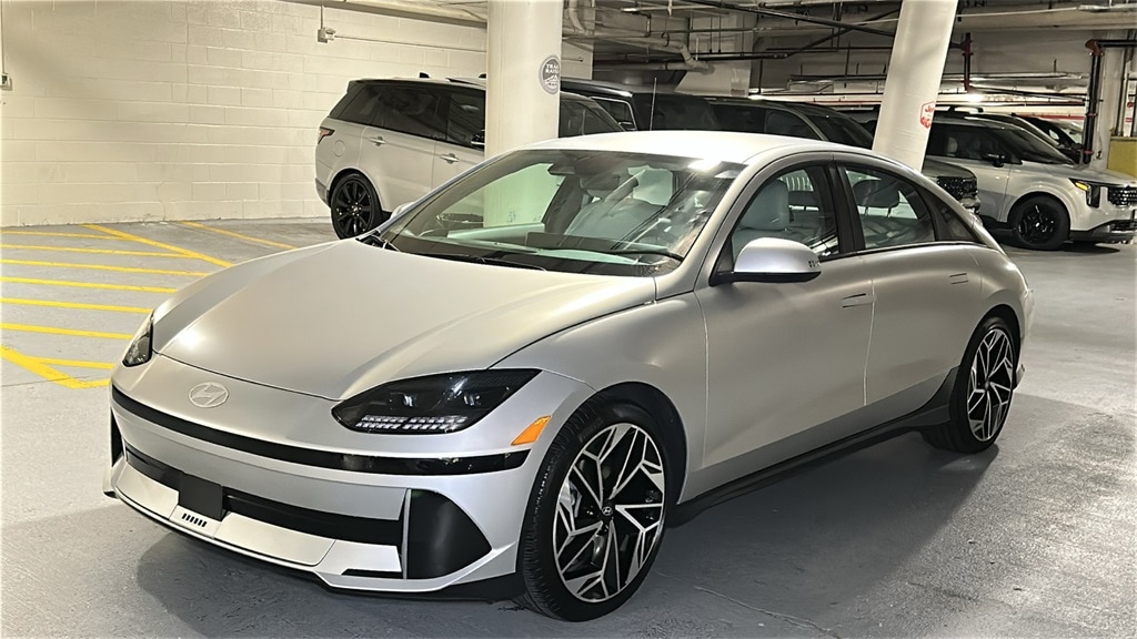 Used 2023 Hyundai IONIQ 6 SEL with VIN KMHM34AC5PA043208 for sale in Chevy Chase, MD