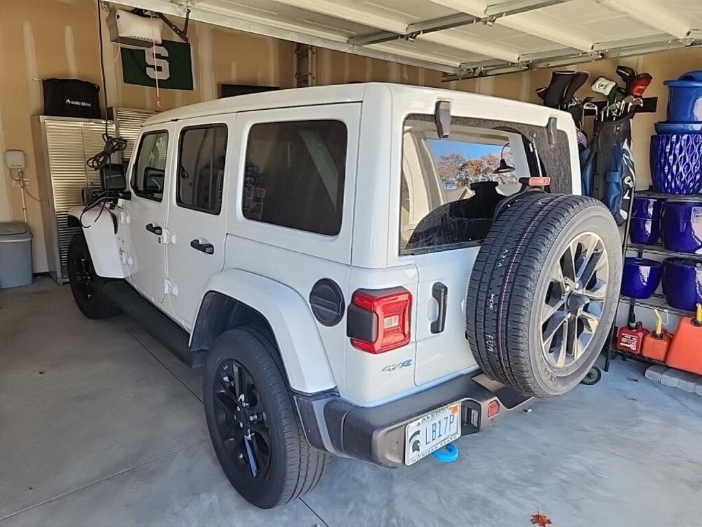 Used 2022 Jeep Wrangler Unlimited 4xe Sahara SUV