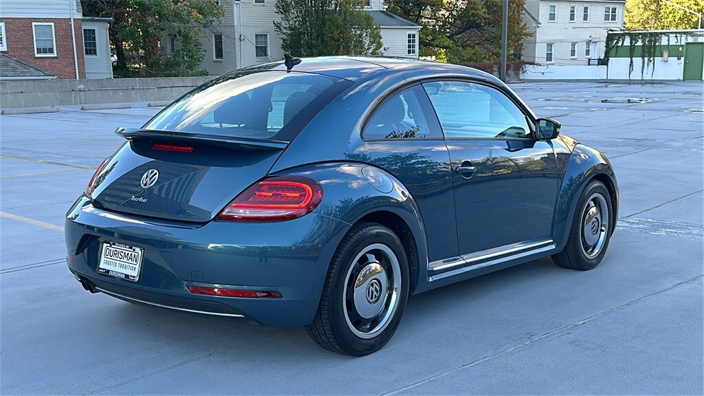 2018 Volkswagen Beetle Coast photo 2
