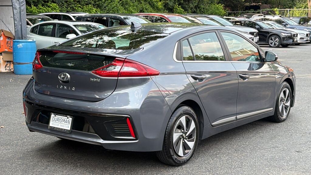 Used 2019 Hyundai Ioniq Hybrid SEL Hatchback