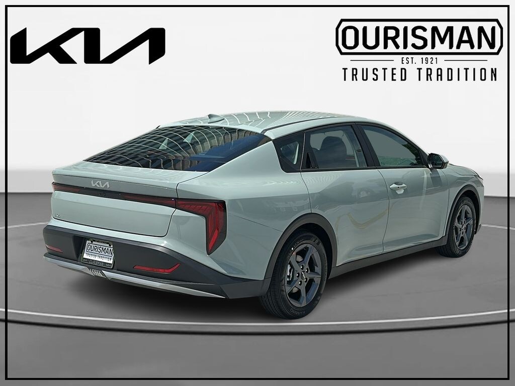 New 2026 Kia K4 LXS Sedan