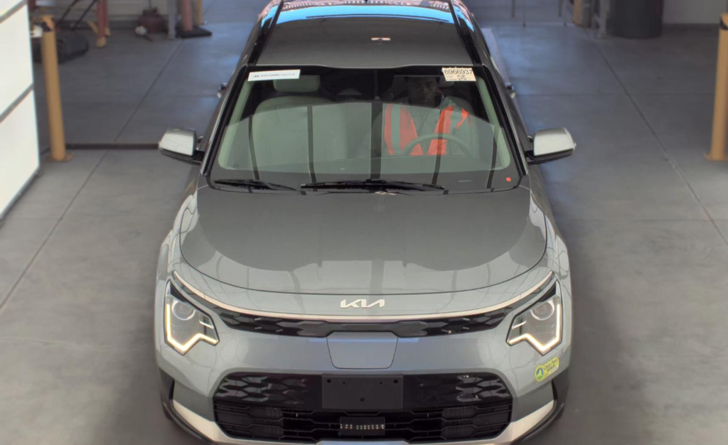 Used 2023 Kia Niro EV Wind SUV
