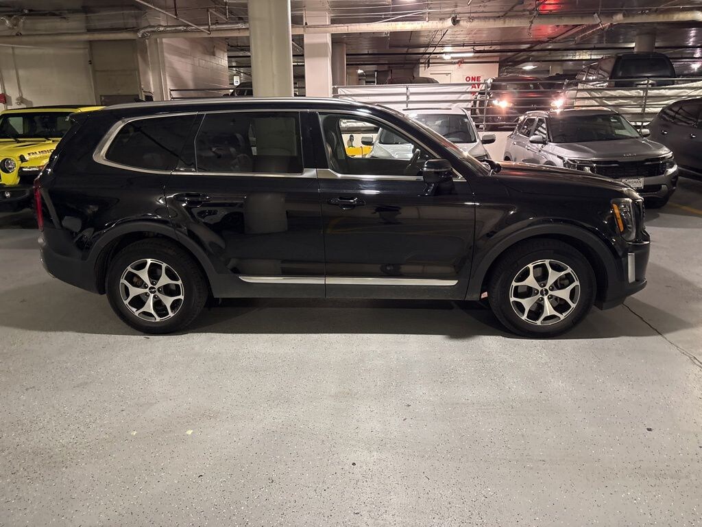 Used 2022 Kia Telluride EX SUV