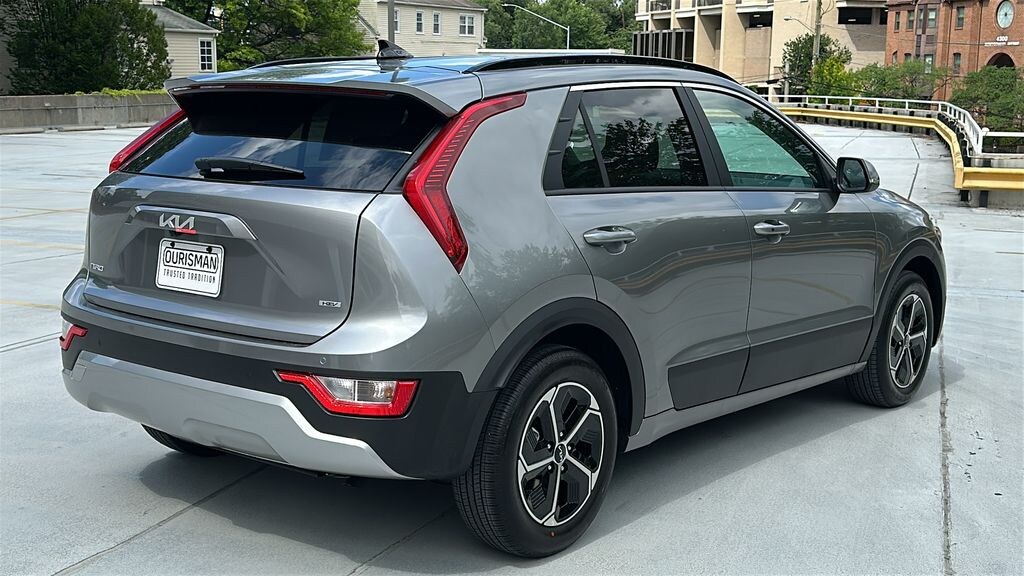 New 2026 Kia Niro EX SUV