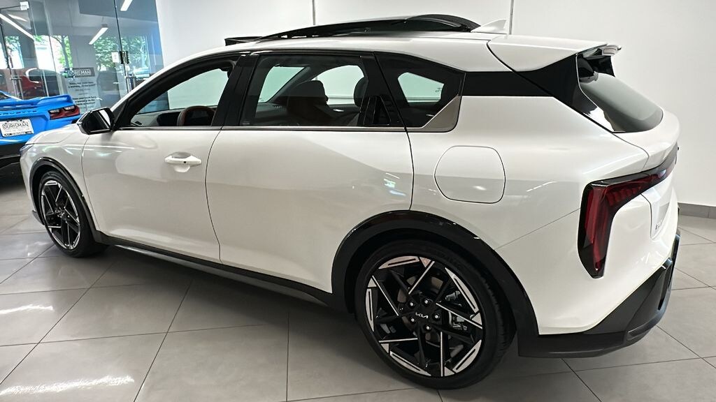 New 2026 Kia K4 GT-Line Hatchback