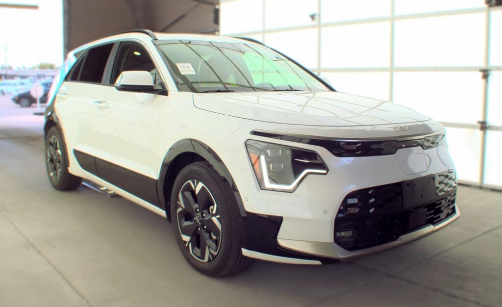 Certified 2023 Kia Niro EV Wave SUV