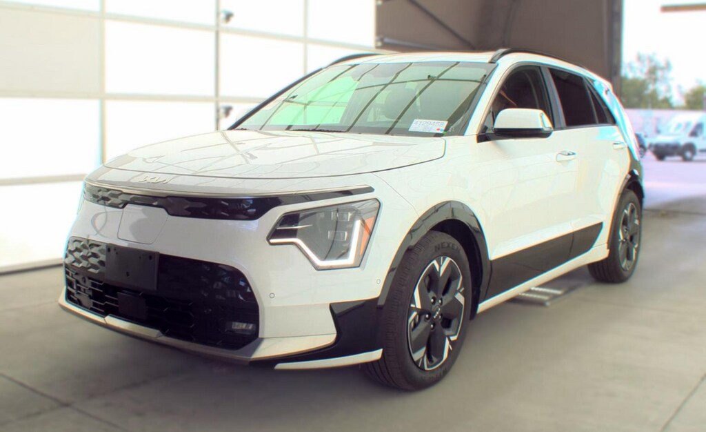Certified 2023 Kia Niro EV Wave SUV