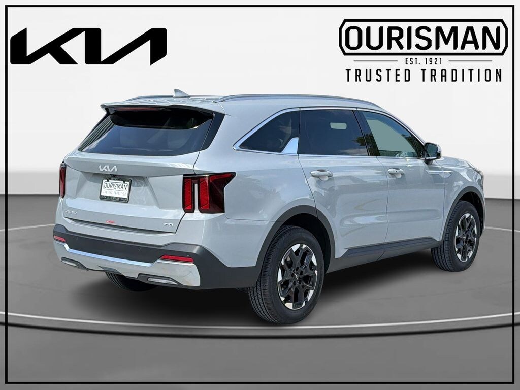 New 2026 Kia Sorento S SUV