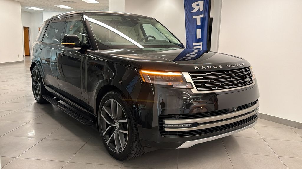 Used 2024 Land Rover Range Rover SE P530 SUV