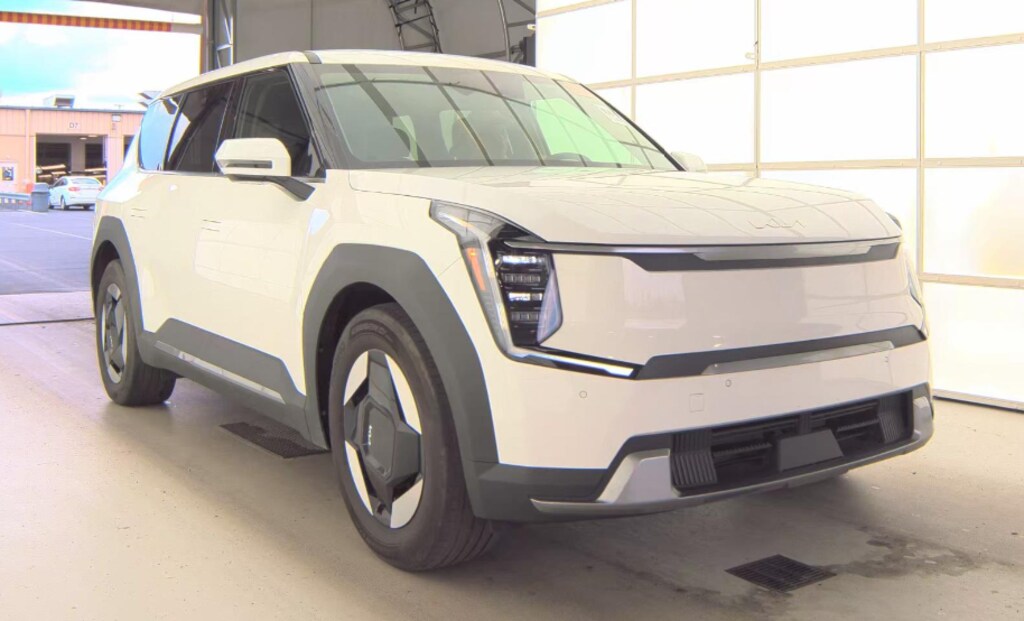 Certified 2024 Kia EV9 Light Long Range SUV