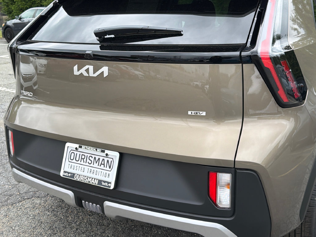 New 2027 Kia Niro LX SUV