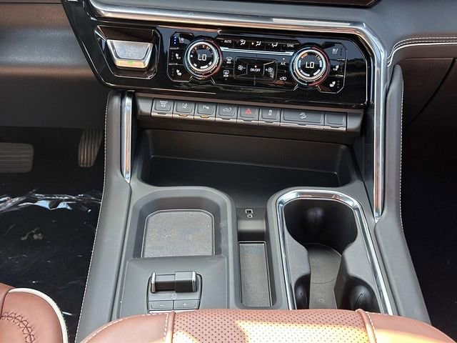 2026 GMC Sierra 2500HD Denali Ultimate - Photo 17