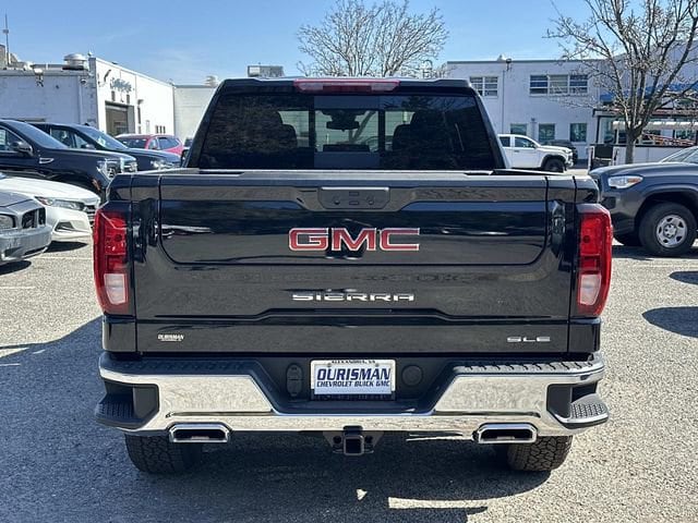 2026 GMC Sierra 1500 SLE - Photo 3