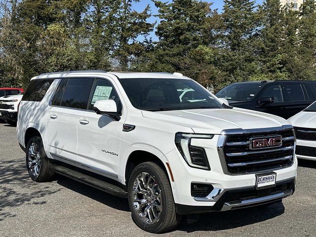 2026 GMC Yukon 4WD Elevation's photo