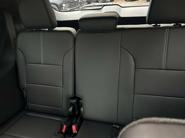 2026 GMC Acadia Elevation - Photo 12