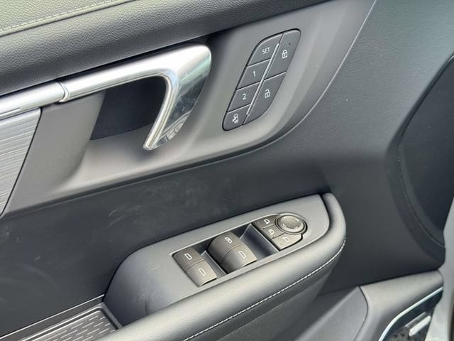 2026 Buick Enclave Preferred - Photo 18