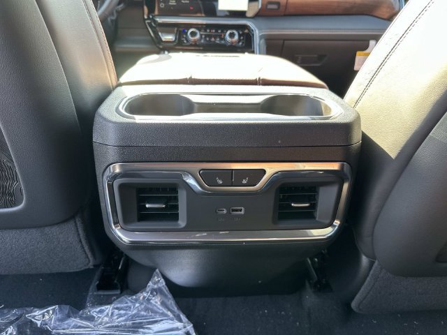 2026 GMC Sierra 2500HD Denali Ultimate - Photo 14