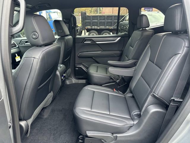 2026 GMC Acadia Elevation - Photo 11