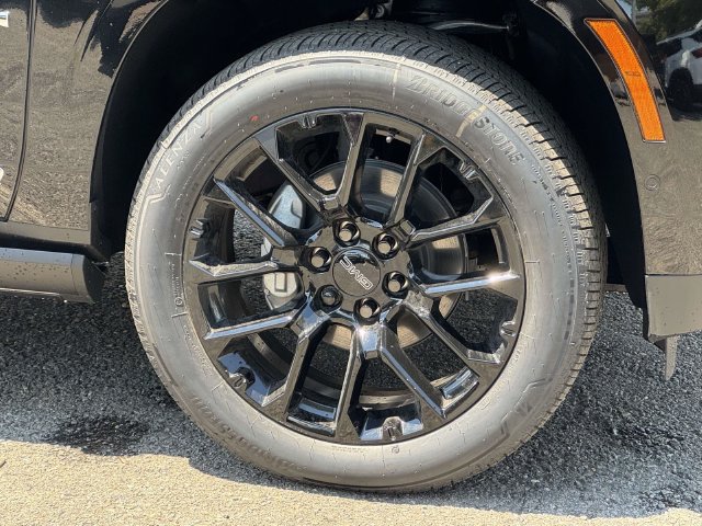 2026 GMC Yukon XL Denali - Photo 7