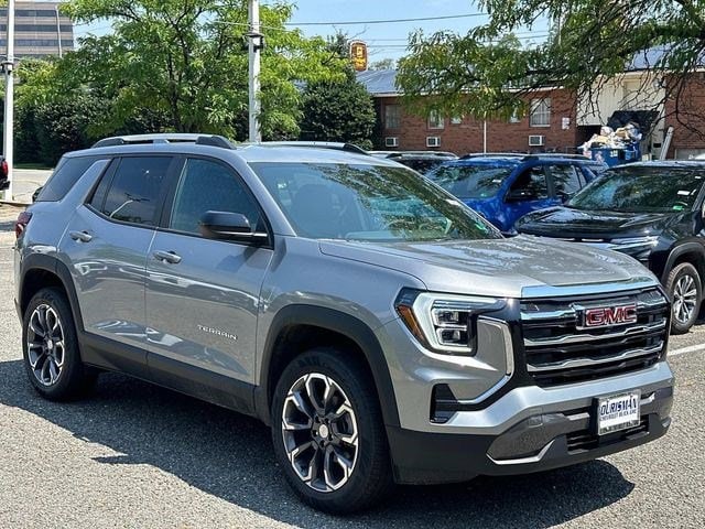 2026 GMC Terrain Elevation FWD's photo