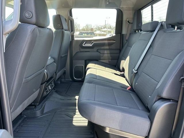 2026 GMC Sierra 1500 SLE - Photo 11