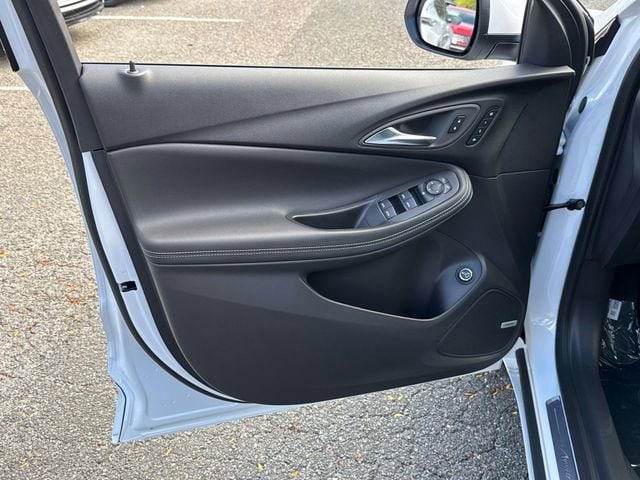 2026 Buick Encore GX Avenir - Photo 8